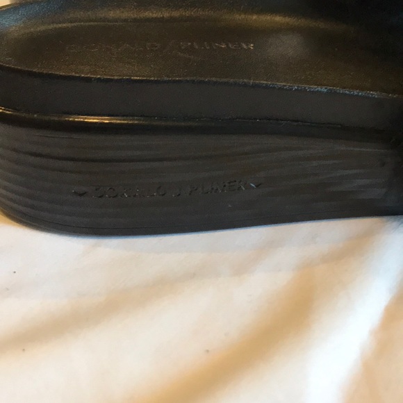 COPY - Donald Pliner Real fur slip on sandal. NWOT - Picture 4 of 5